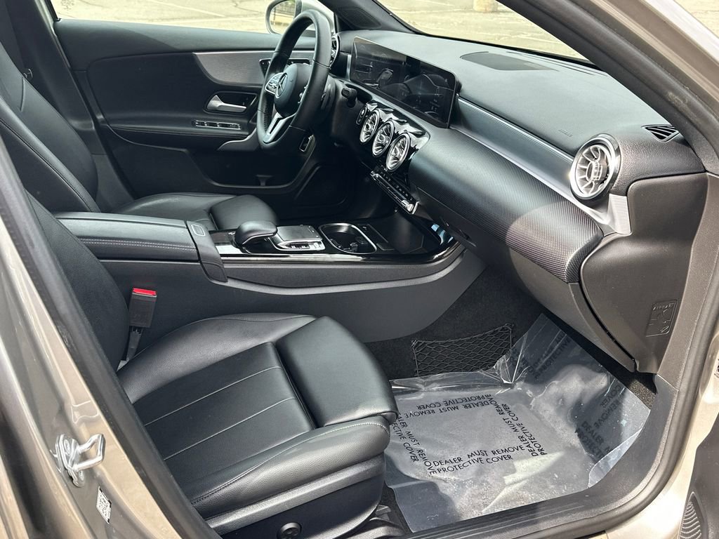Used 2020 Mercedes-Benz A 220 w/ Premium Package image 13