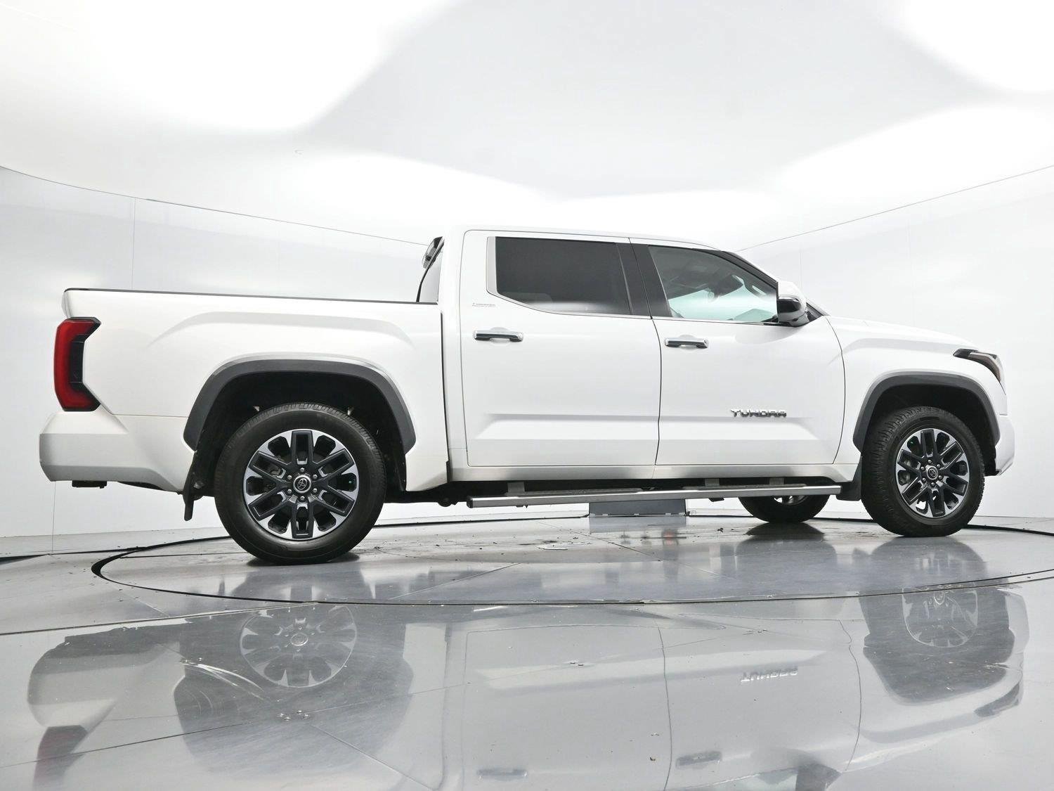 Used 2023 Toyota Tundra Limited AWD/4WD image 53