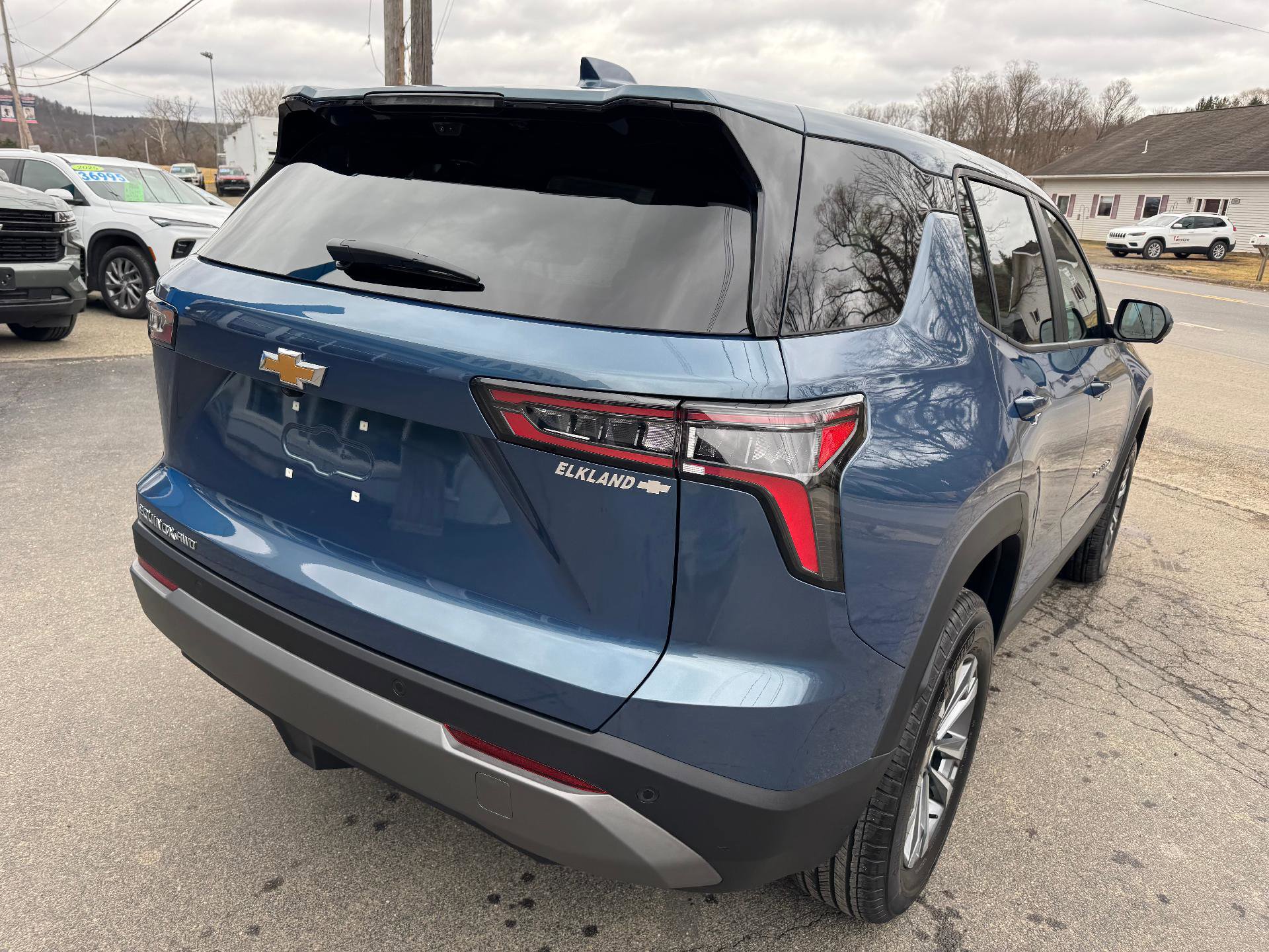 New 2026 Chevrolet Equinox LT w/ Convenience Package II image 9