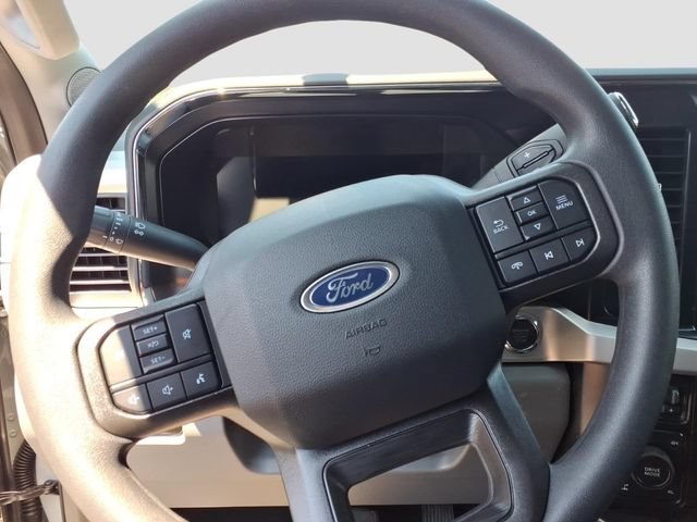 New 2026 Ford F250 XLT w/ XLT Premium Package AWD/4WD image 19