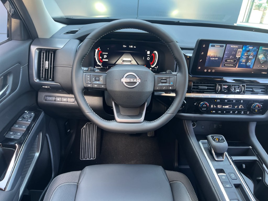 New 2026 Nissan Pathfinder SL FWD image 13