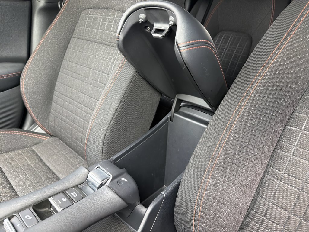 Certified 2024 Honda HR-V Sport image 49