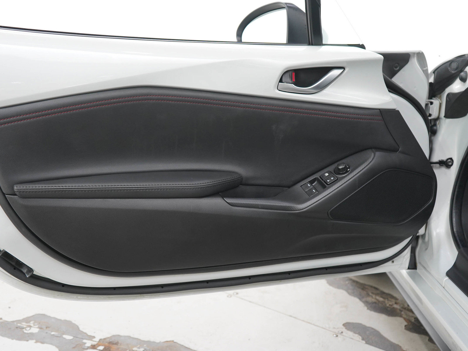 Used 2016 MAZDA MX-5 Miata Grand Touring RWD image 14