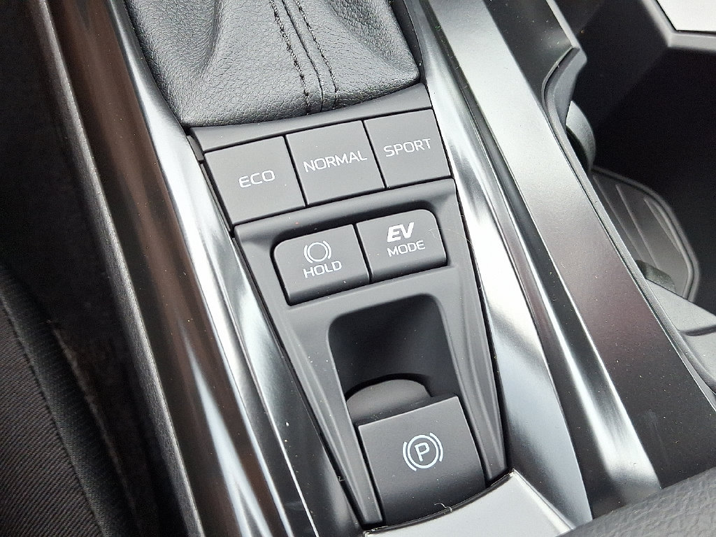 Used 2026 Toyota Camry LE FWD image 26