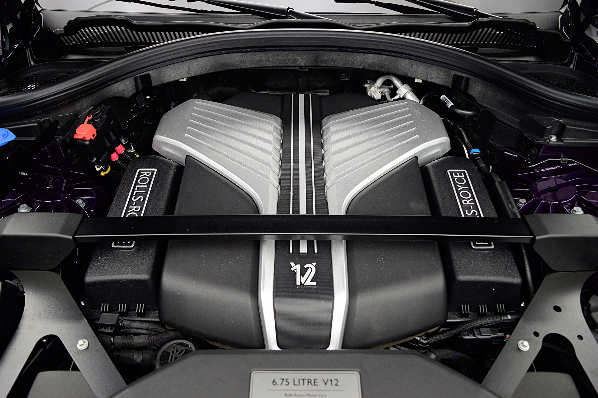 Used 2025 Rolls-Royce Cullinan AWD/4WD image 23
