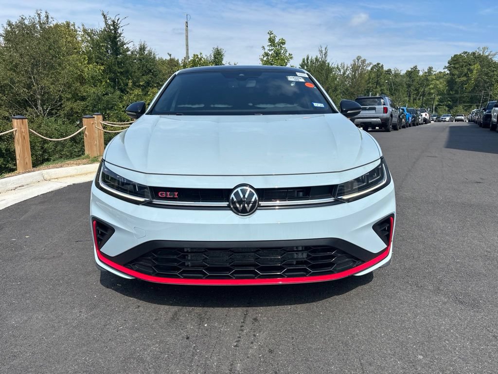 Used 2025 Volkswagen Jetta GLI Autobahn FWD image 2