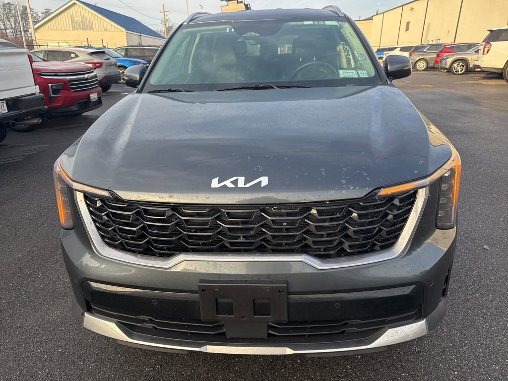 Used 2024 Kia Sorento S image 8
