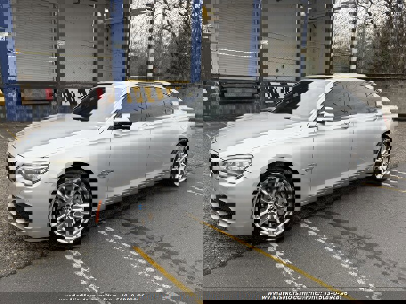 Used 2014 BMW 750Li w/ Executive Package image 1