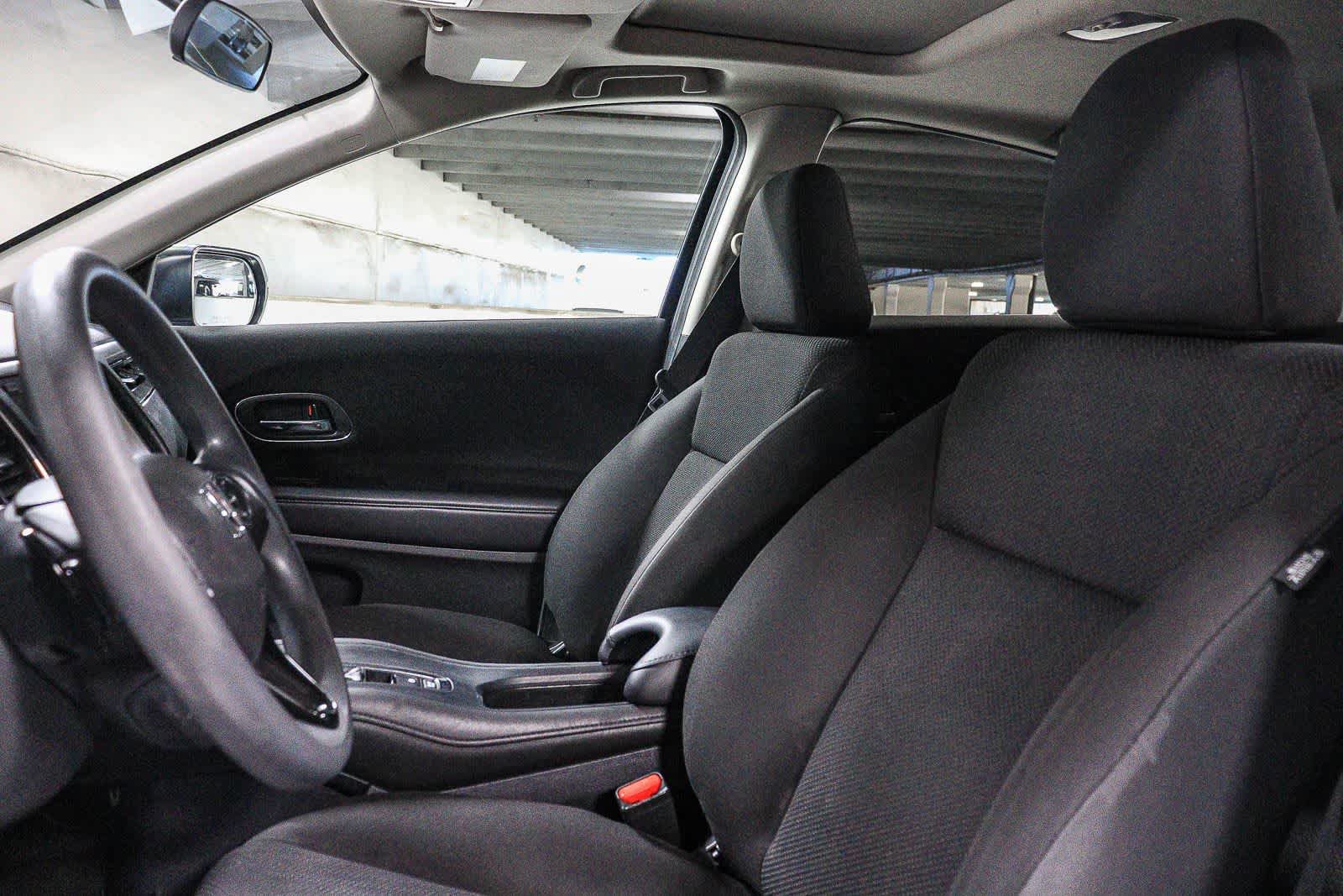 Used 2018 Honda HR-V EX image 18