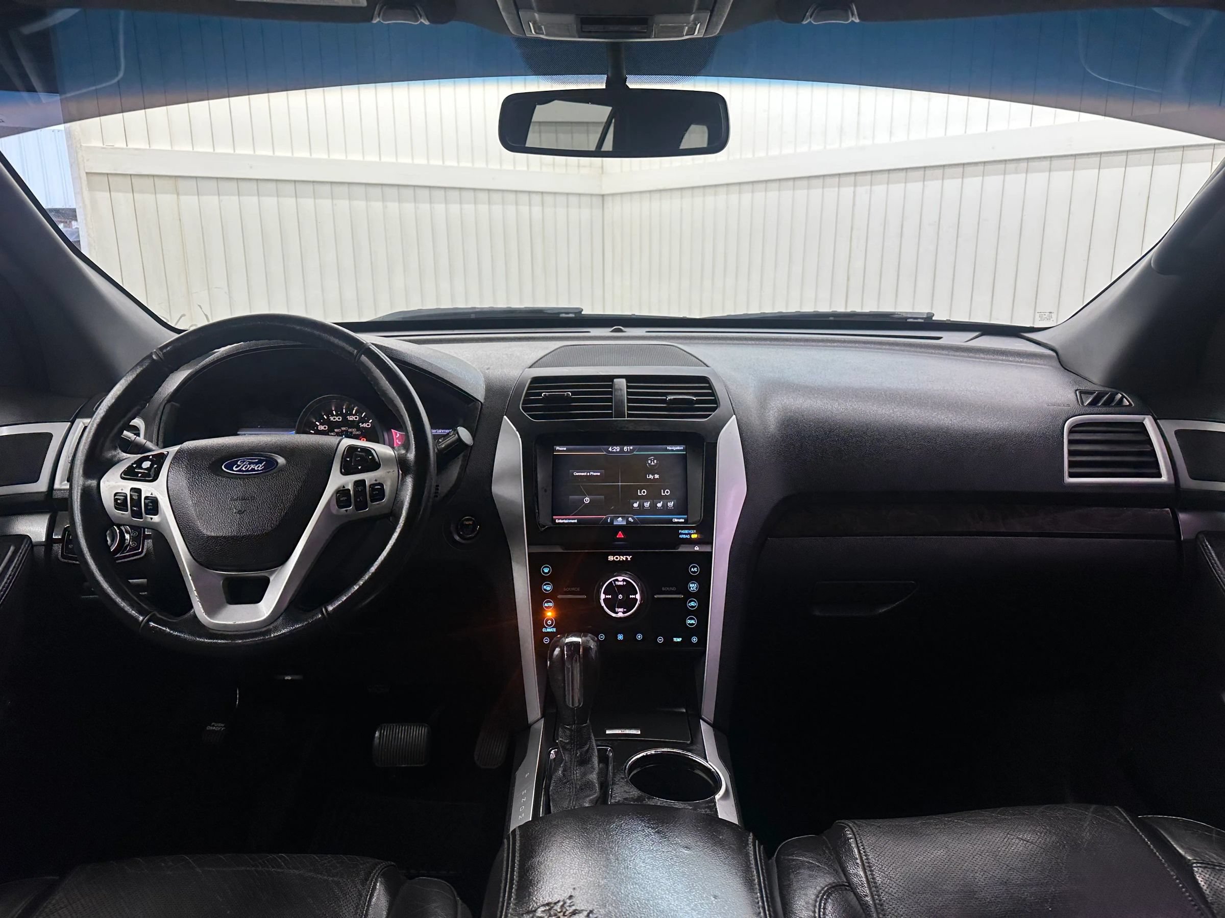 Used 2011 Ford Explorer Limited w/ 301A Rapid Spec Order Code AWD/4WD image 17
