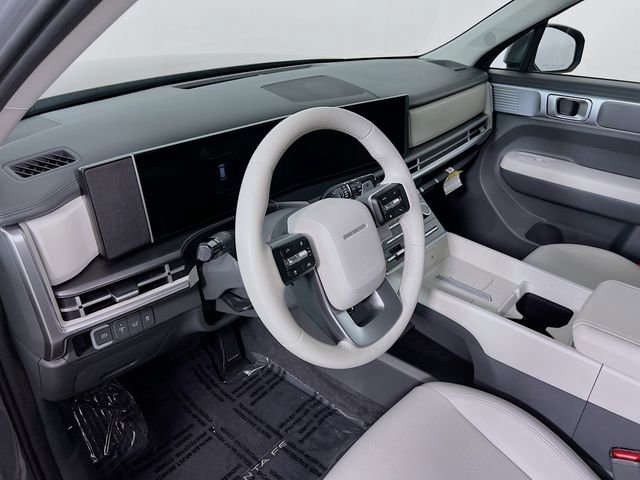 Certified 2025 Hyundai Santa Fe SE image 8