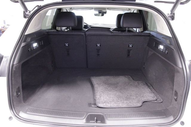 Used 2022 Buick Envision Avenir w/ Technology Package II image 21