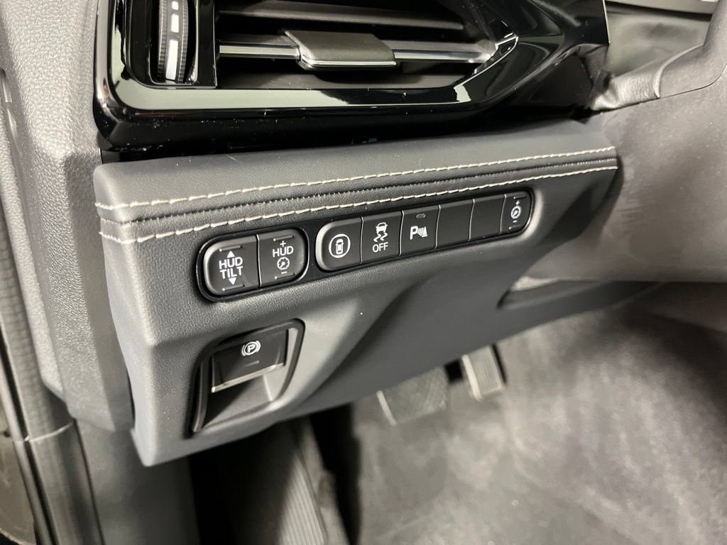 Used 2023 Acura MDX SH-AWD w/ Advance Package image 29