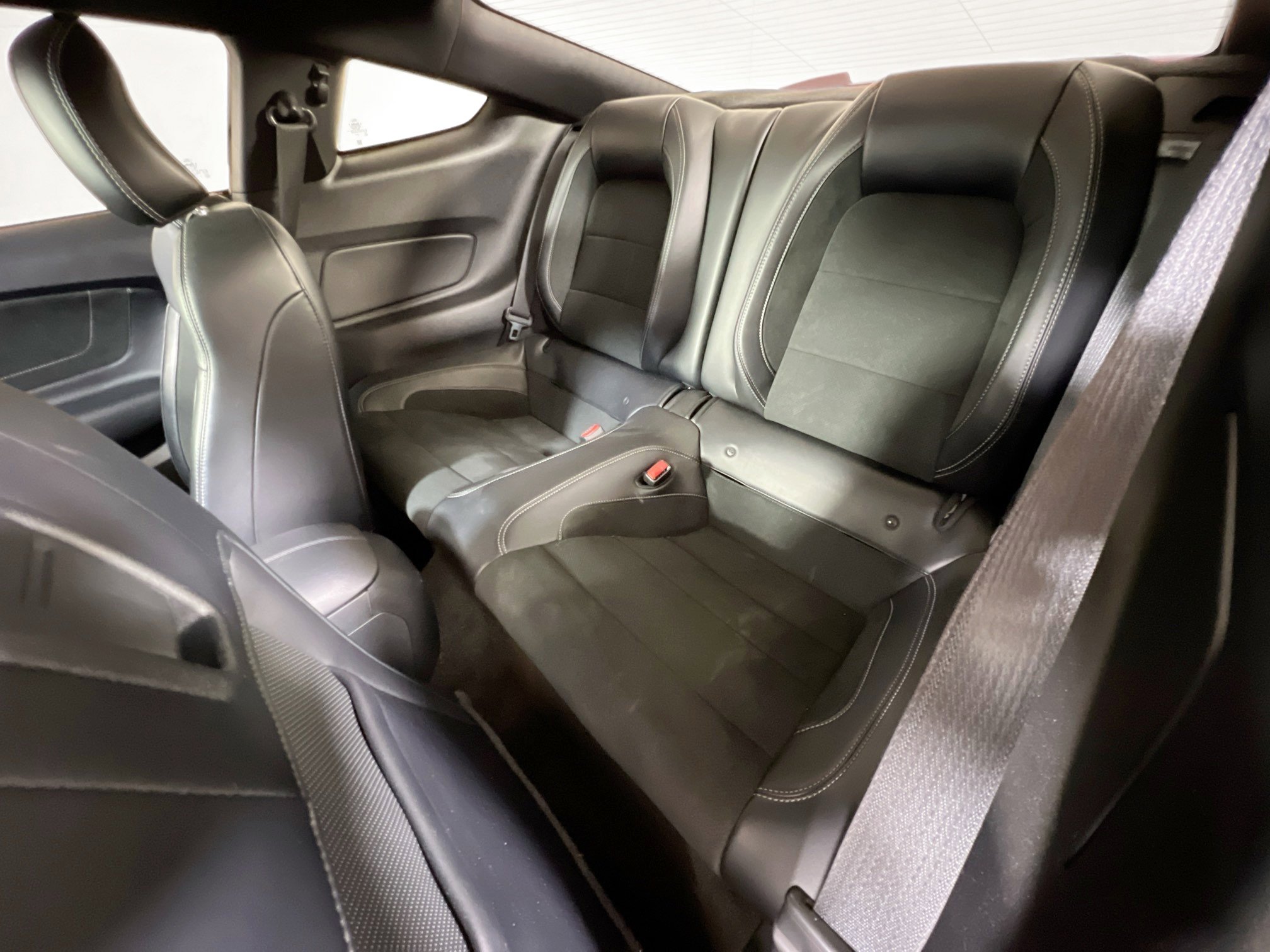 Used 2016 Ford Mustang Shelby GT350 w/ Technology Package image 24