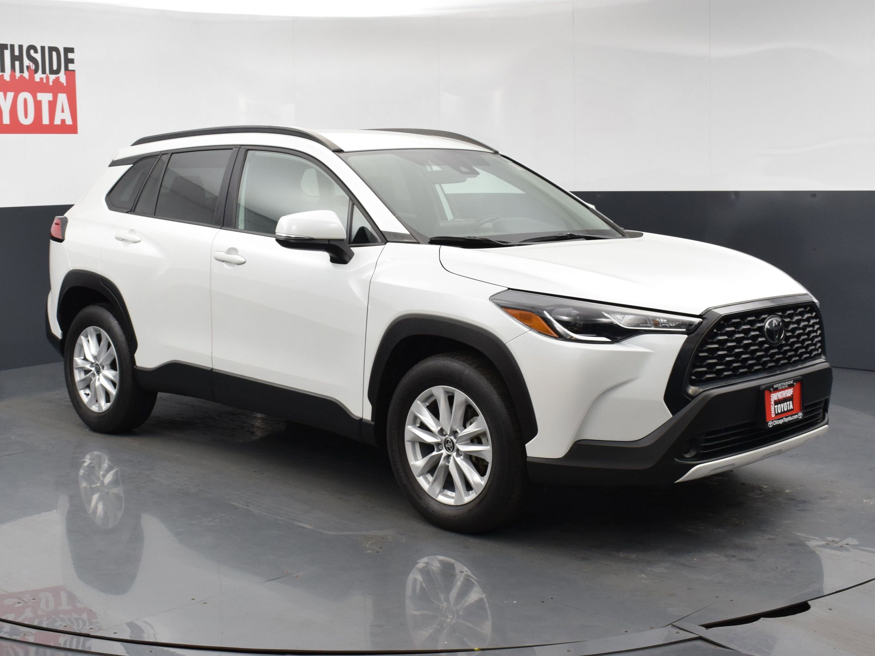 Used 2022 Toyota Corolla Cross LE w/ Black Badges Package (TMS) image 6