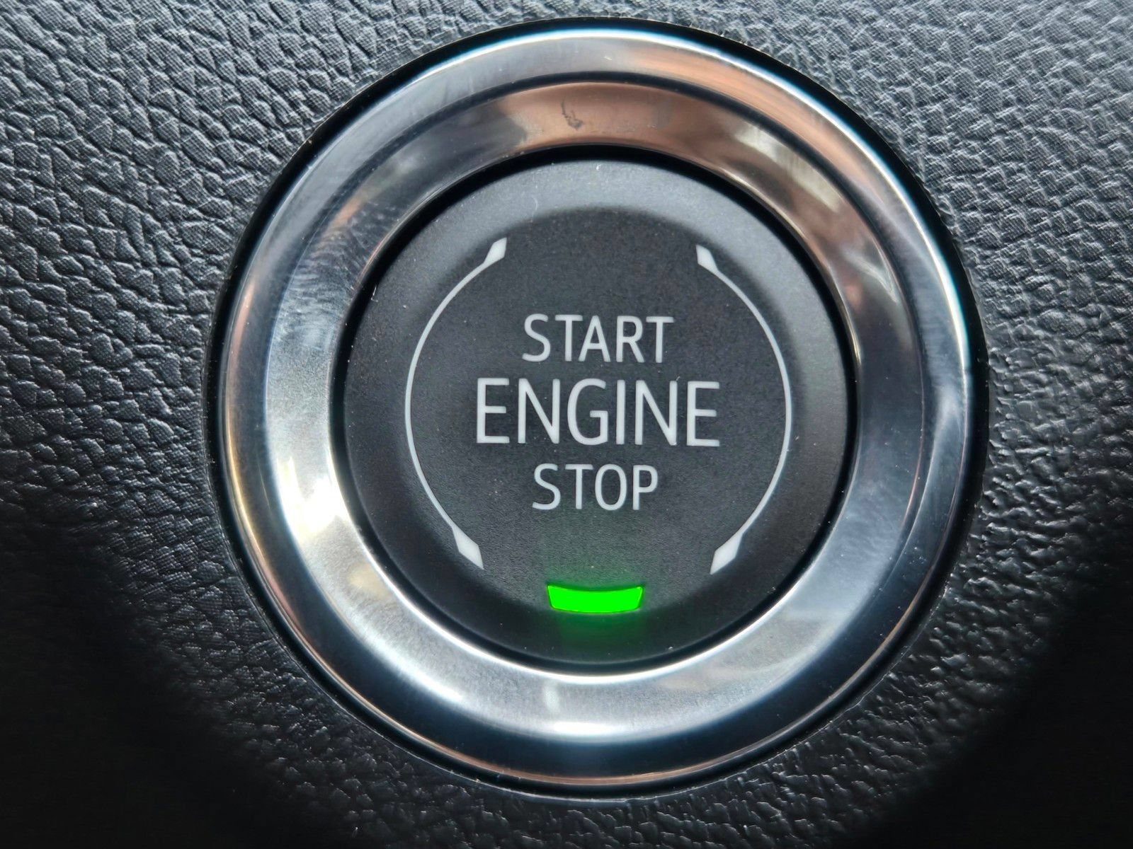New 2027 GMC Terrain AT4 w/ Technology Package II AWD/4WD image 16