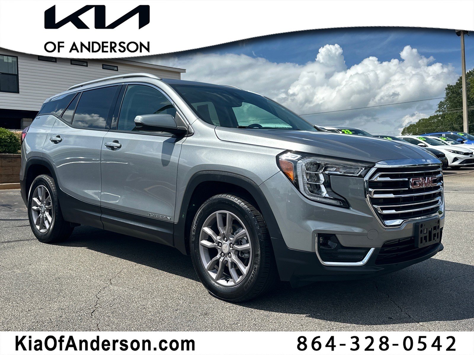 Used 2024 GMC Terrain SLT