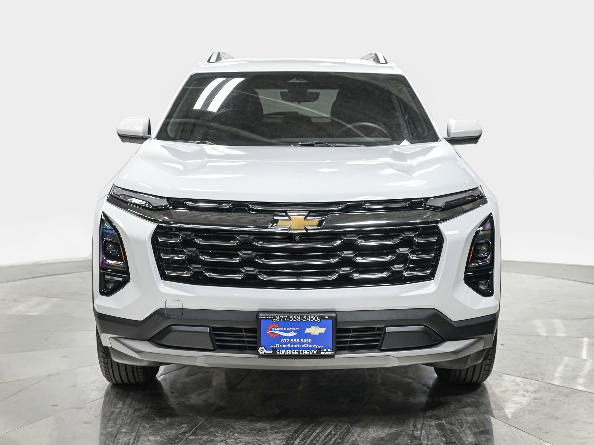Used 2025 Chevrolet Equinox LT w/ Convenience Package II AWD/4WD image 10