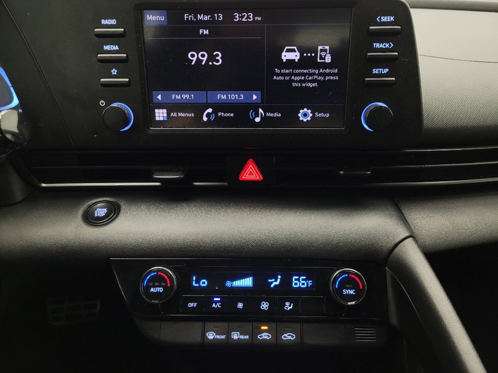 Used 2025 Hyundai Elantra Sport image 25