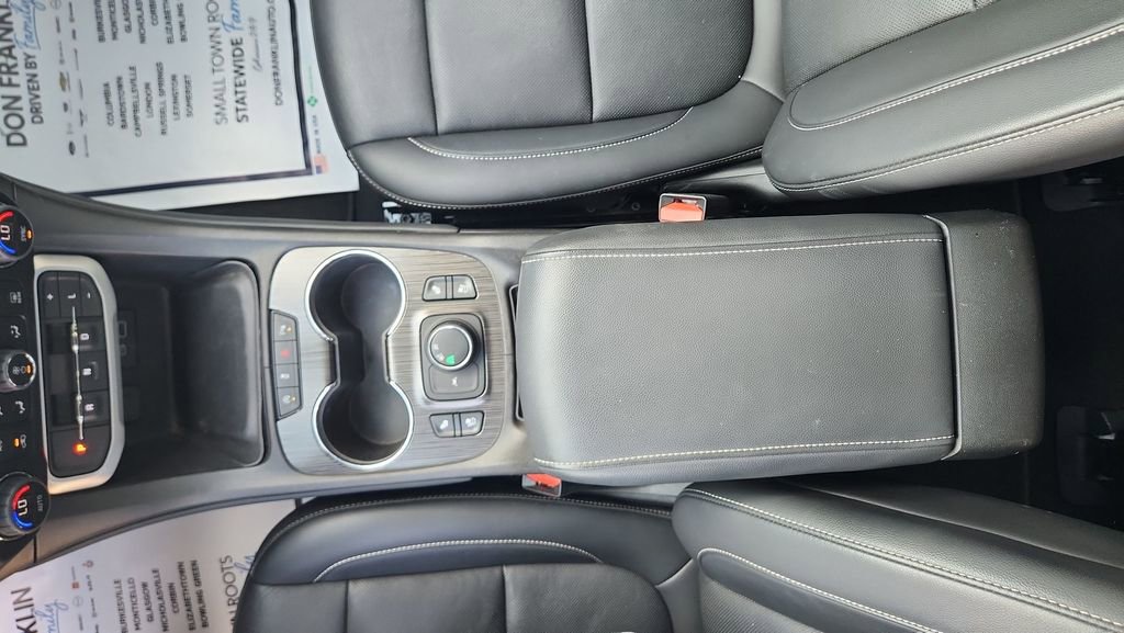 Used 2023 GMC Acadia SLT w/ Preferred Package image 25