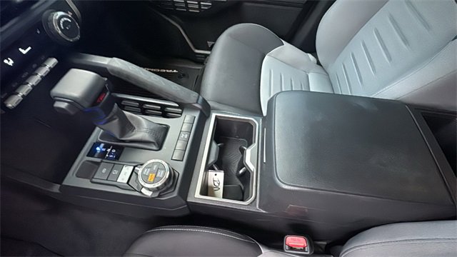 Used 2025 Toyota Tacoma TRD Off-Road image 19