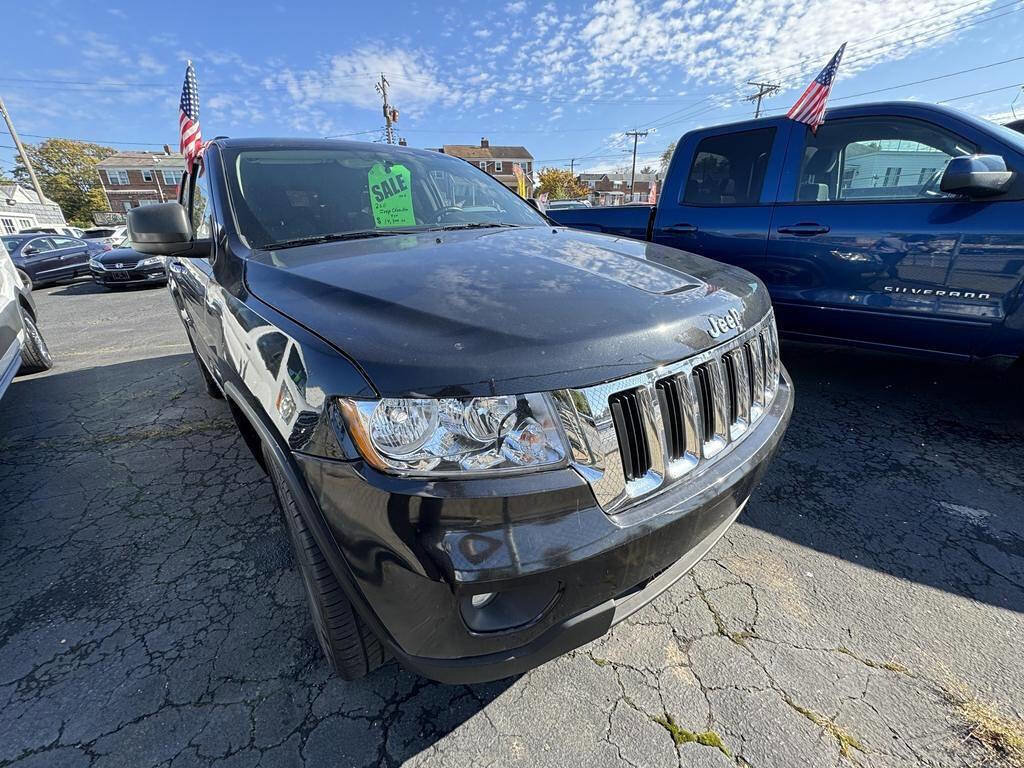 Used 2011 Jeep Grand Cherokee Laredo