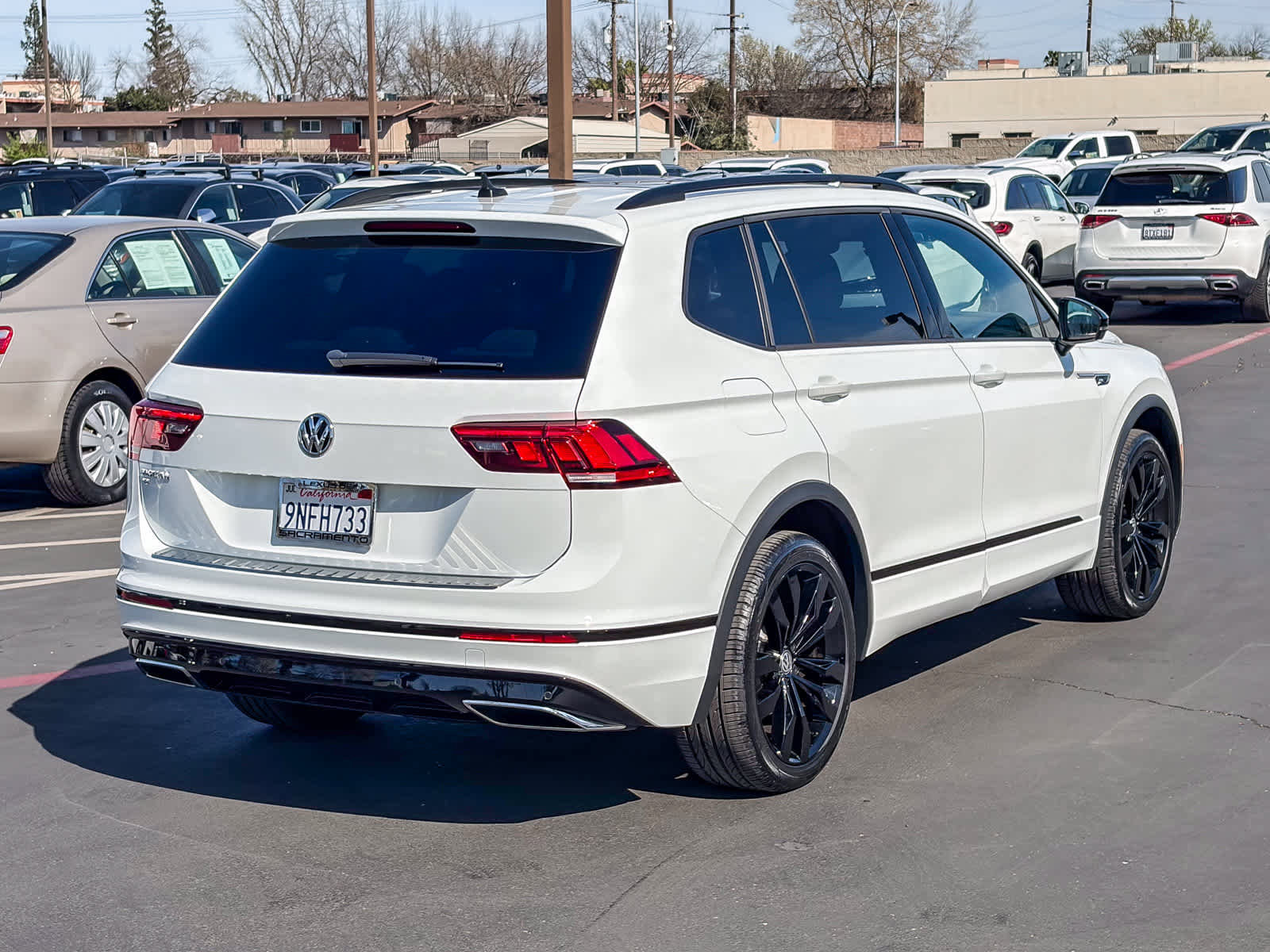 Used 2021 Volkswagen Tiguan SE R-Line image 7