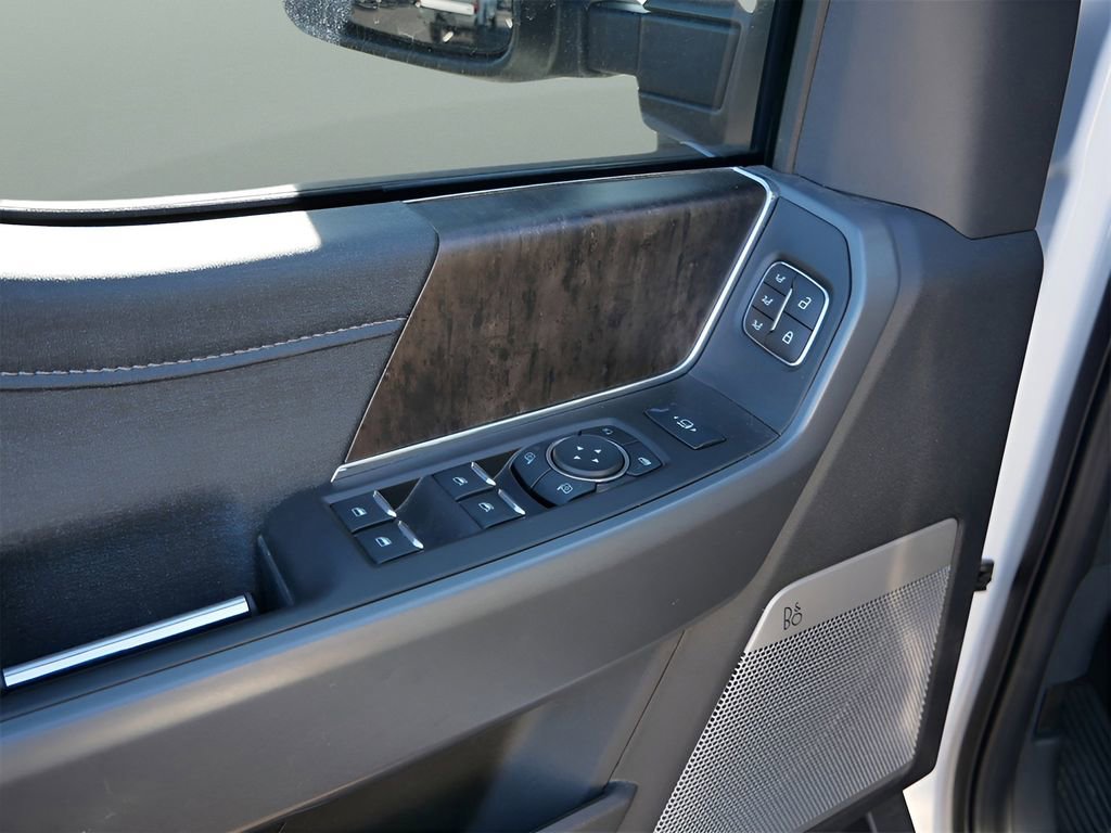 Used 2024 Ford F350 Lariat w/ Lariat Ultimate Package image 18