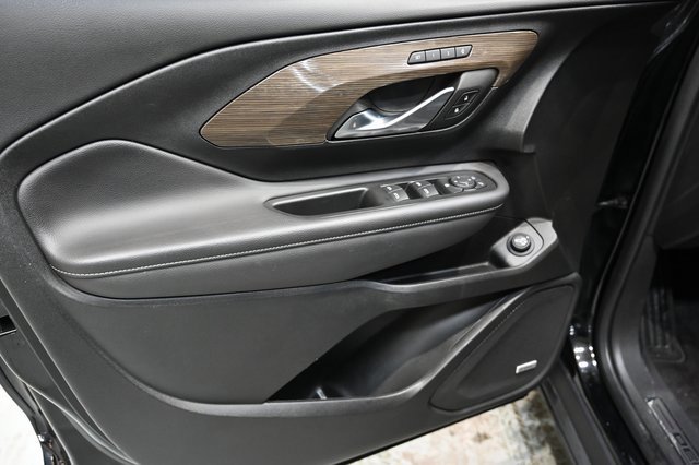 Used 2022 GMC Terrain Denali w/ Black Diamond Edition image 26