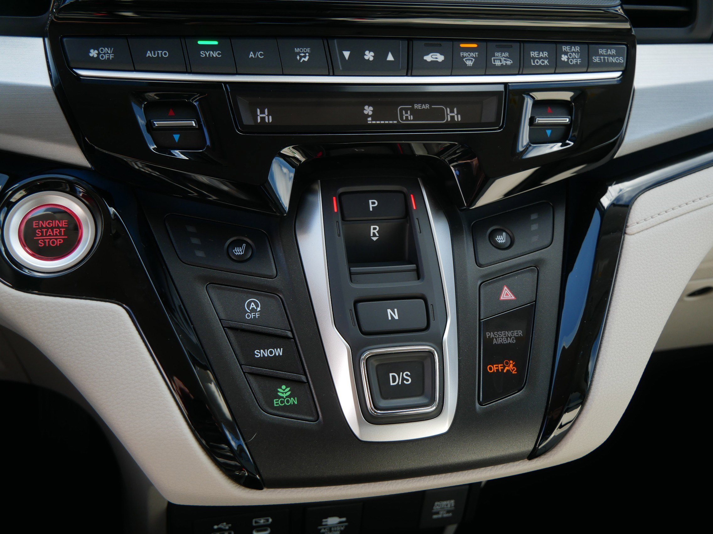 Certified 2026 Honda Odyssey Touring image 24