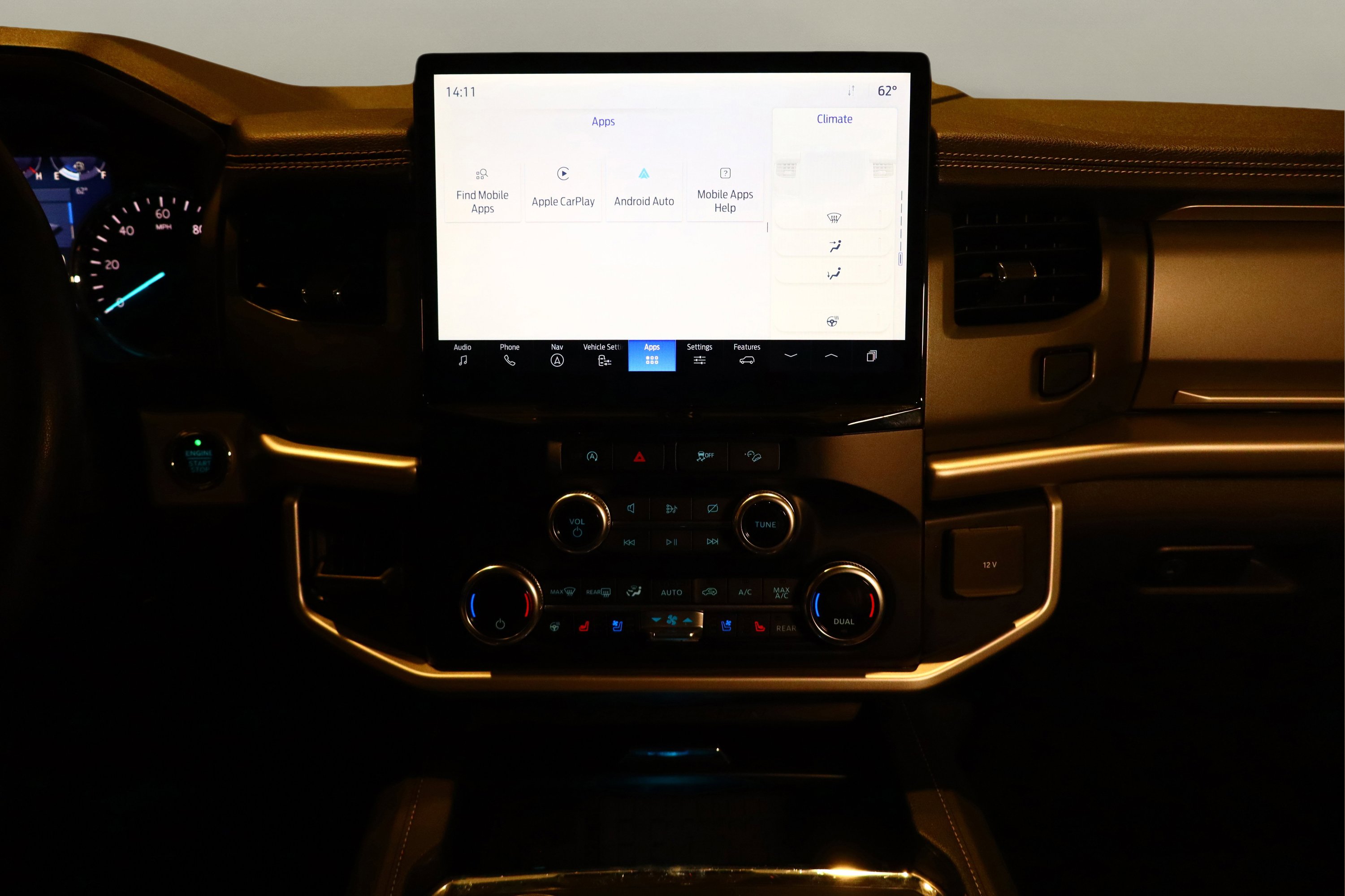 Used 2024 Ford Expedition XLT image 25