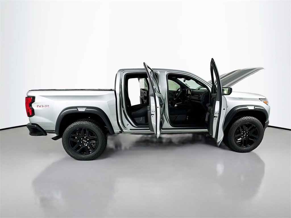 Used 2024 Chevrolet Colorado Trail Boss w/ Advanced Trailering Package image 27