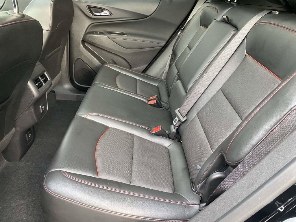 Used 2023 Chevrolet Equinox RS w/ RS Leather Package AWD/4WD image 10