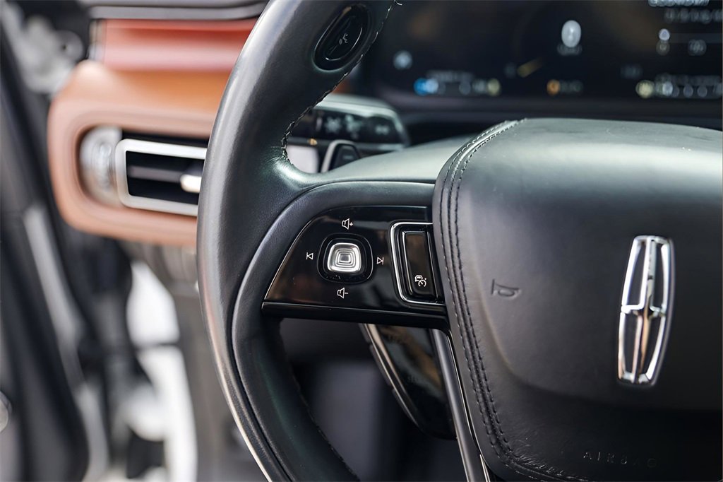 Used 2022 Lincoln Aviator Reserve w/ Equipment Group 201A image 13