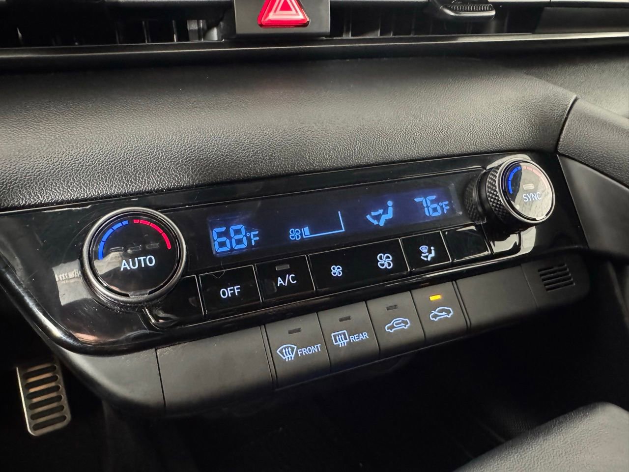 Used 2025 Hyundai Elantra Sport image 18