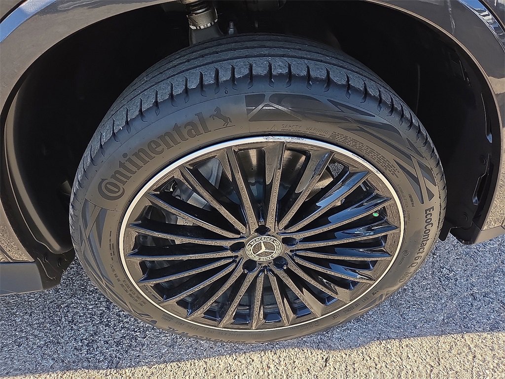 Used 2023 Mercedes-Benz GLC 300 GLC 300 image 7