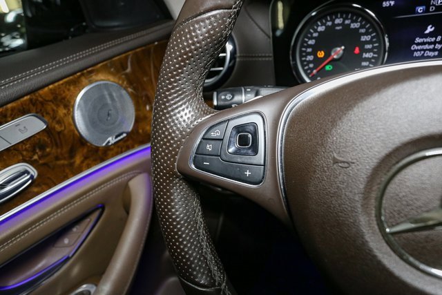Used 2017 Mercedes-Benz E 300 4MATIC image 29