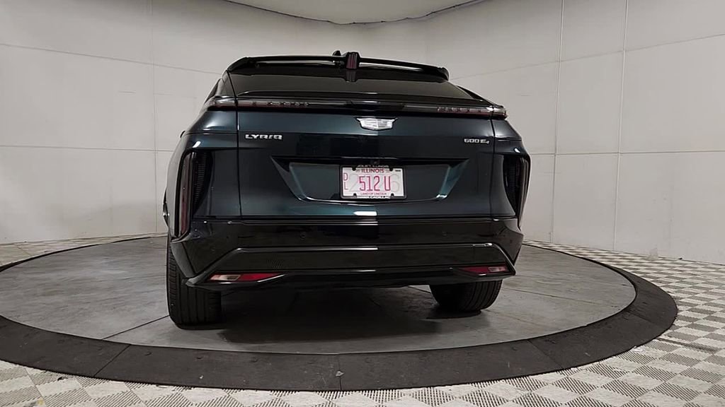 Used 2024 Cadillac Lyriq Sport AWD/4WD image 6
