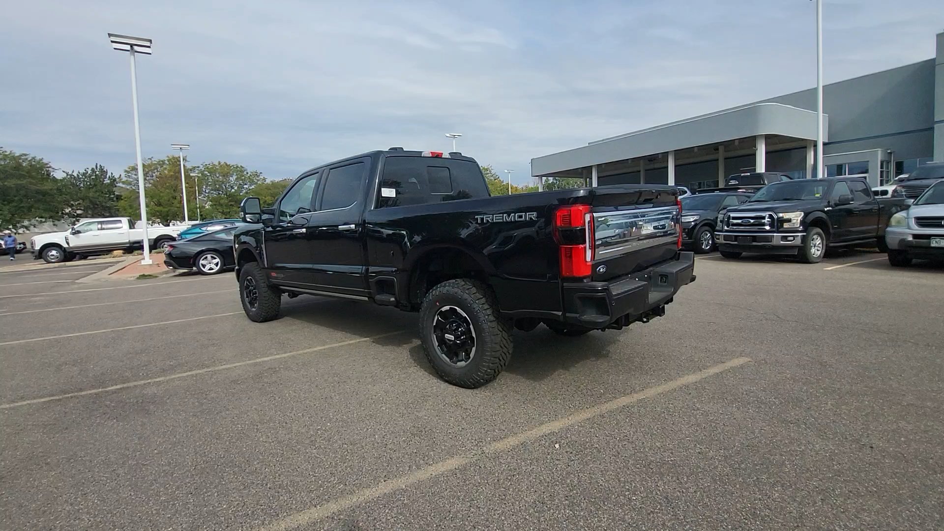 New 2026 Ford F350 Platinum w/ Platinum Plus Package AWD/4WD image 3