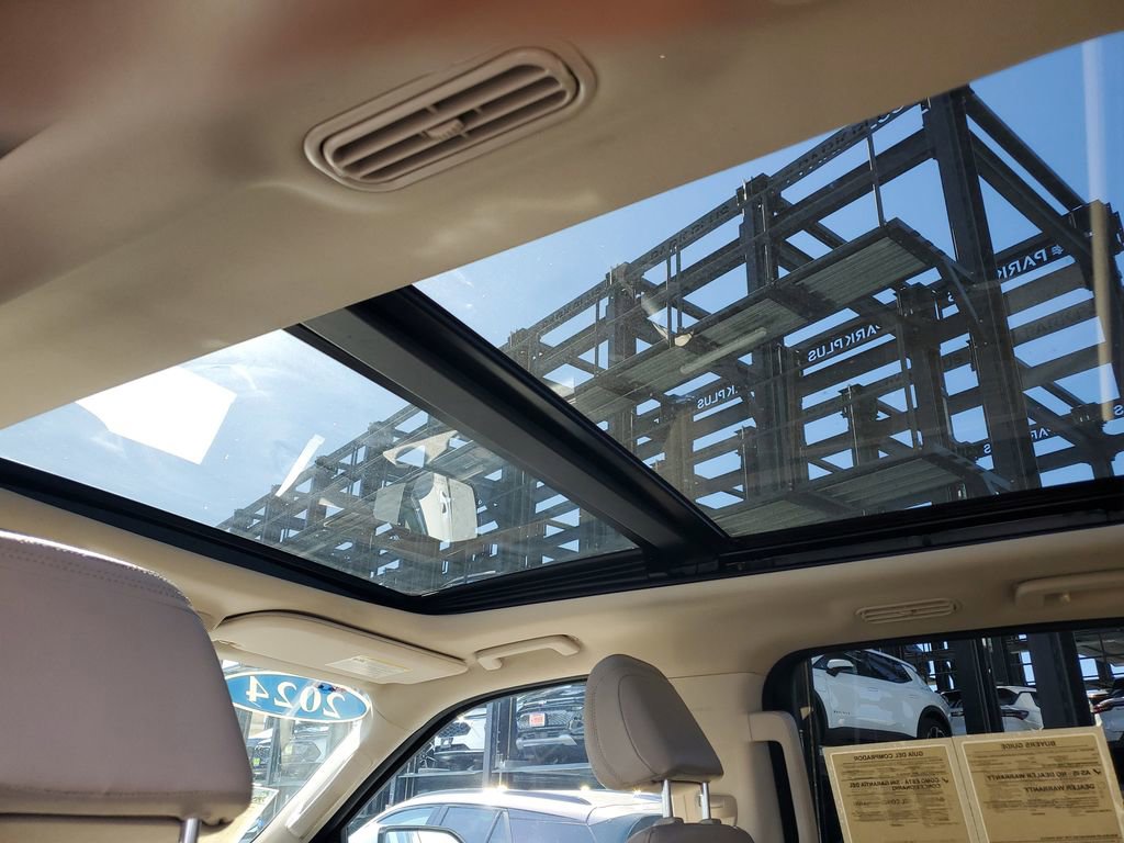 Used 2024 Ford Expedition Max Limited image 18