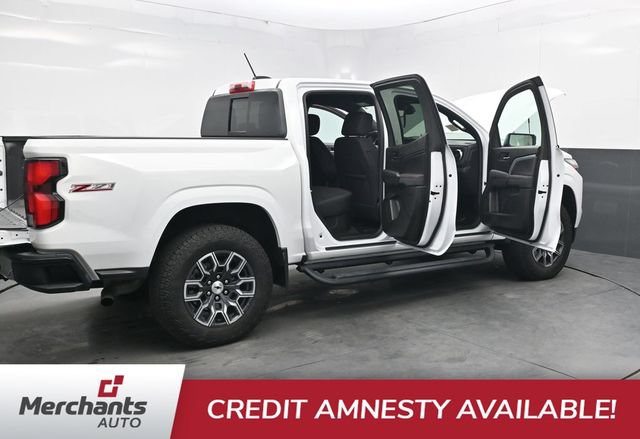 Used 2025 Chevrolet Colorado Z71 AWD/4WD image 49