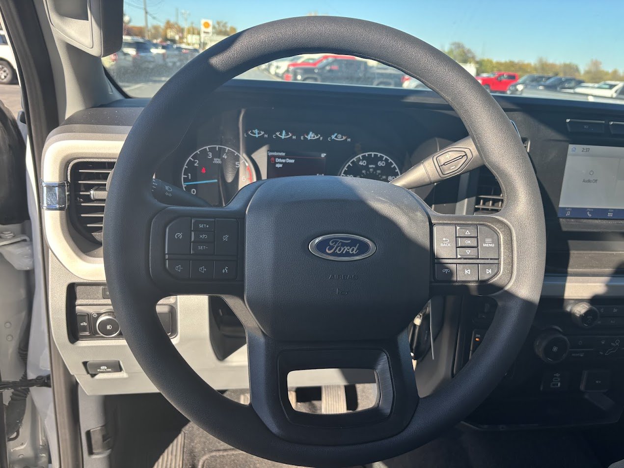 New 2023 Ford F250 XLT w/ 360-Degree Camera Package AWD/4WD image 8