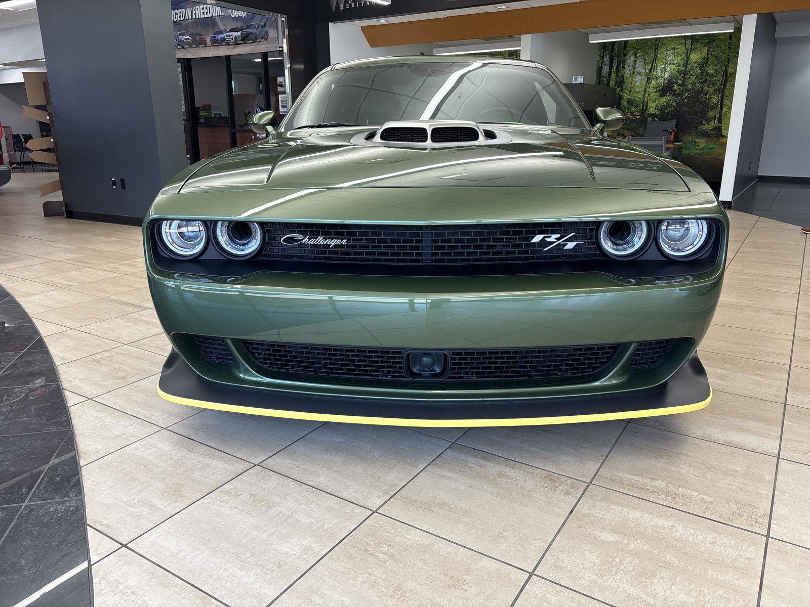 Used 2023 Dodge Challenger R/T Scat Pack RWD image 2