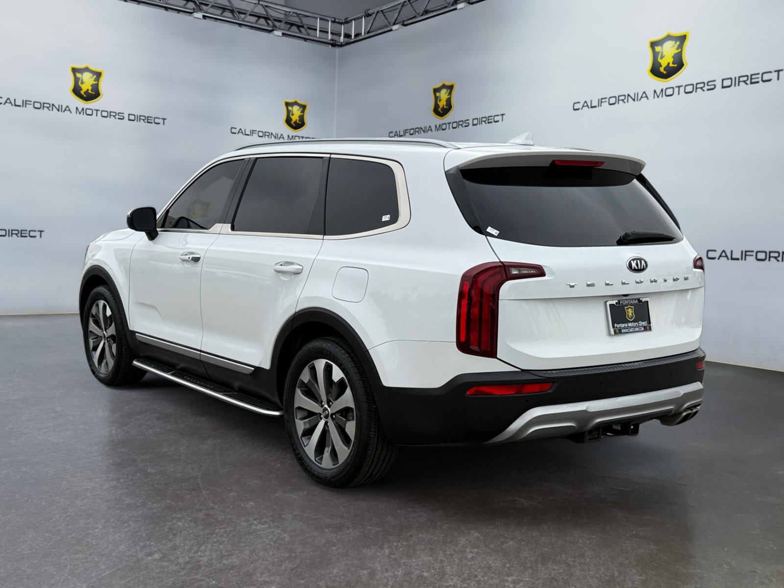 Used 2020 Kia Telluride S FWD image 3