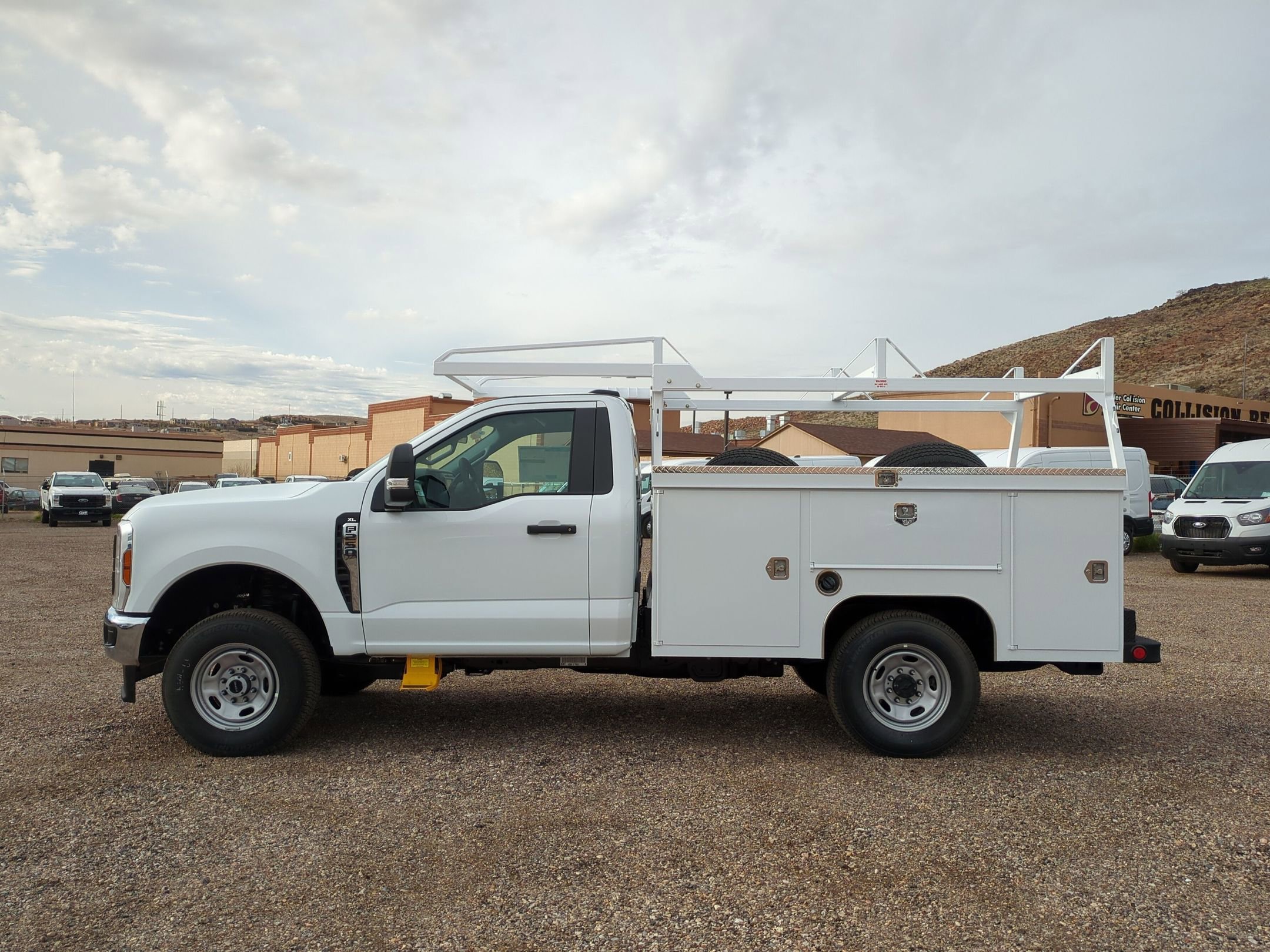 New 2026 Ford F250 XL w/ XL Chrome Package image 7