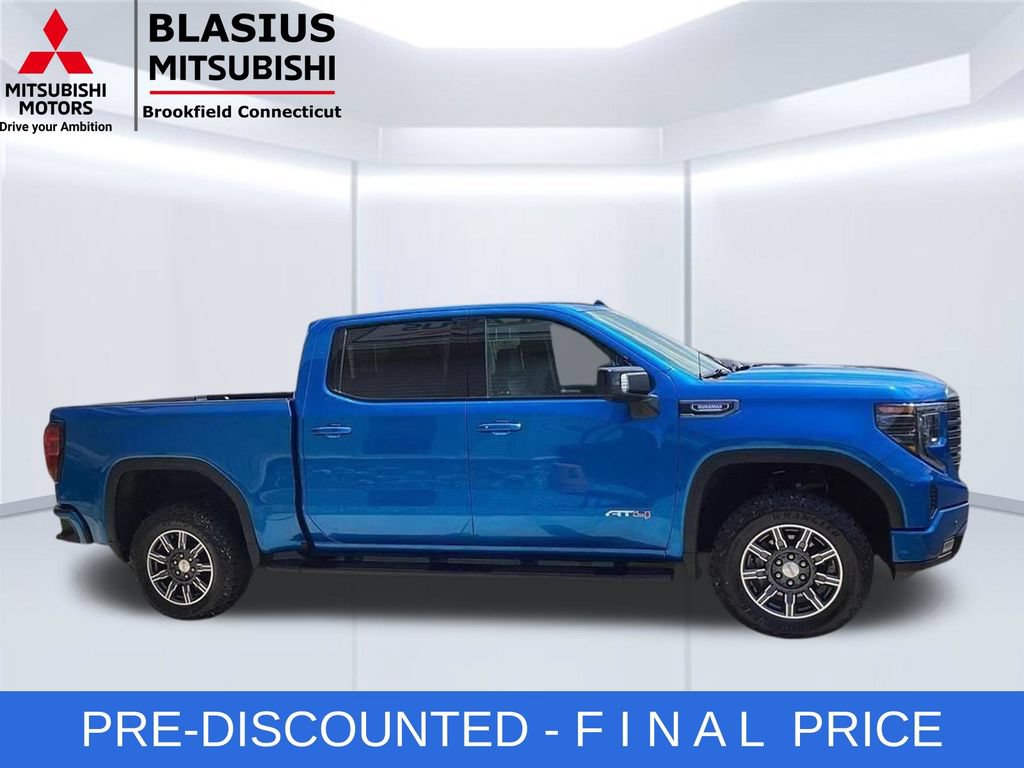 Used 2024 GMC Sierra 1500 AT4 w/ AT4 Preferred Package AWD/4WD image 7