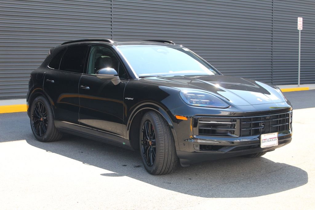 New 2026 Porsche Cayenne S image 10