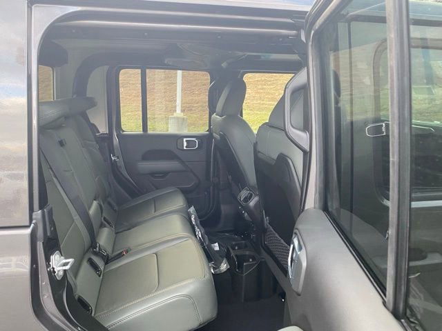 New 2026 Jeep Gladiator Mojave image 30