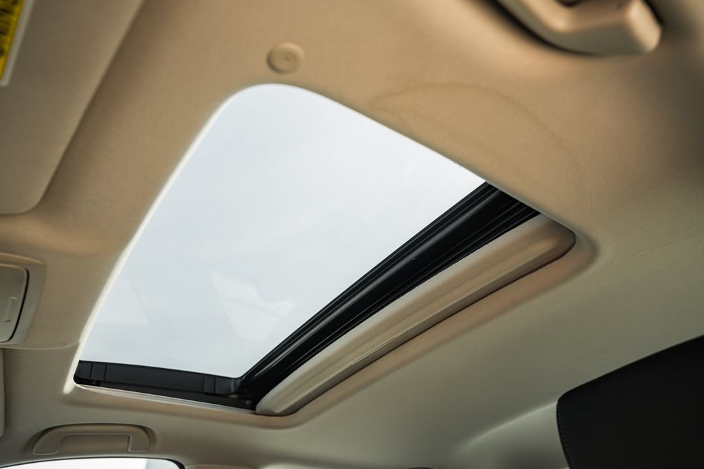Used 2021 Honda Accord EX image 39