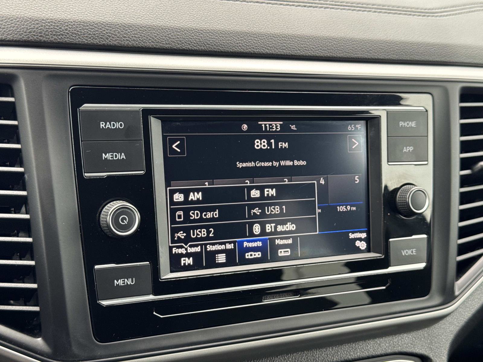 Certified 2022 Volkswagen Atlas Cross Sport SE image 14